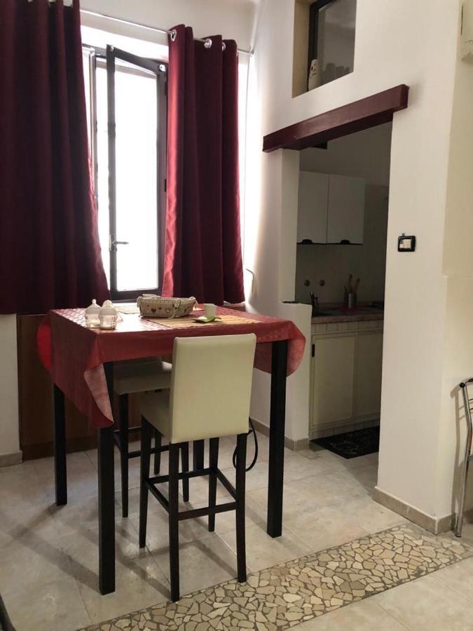 Apartament Il Vicoletto Brindisi Zewnętrze zdjęcie